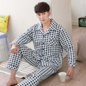 Мъжка зимна пижама в няколко цвята