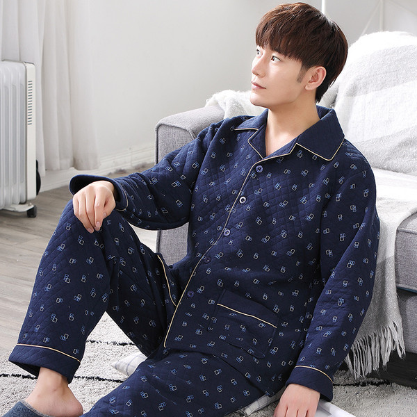 Мъжка зимна пижама в няколко цвята