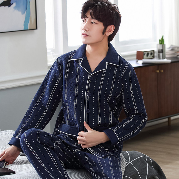 Мъжка зимна пижама в няколко цвята