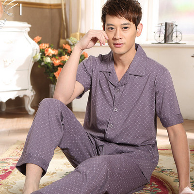 Мъжка пижама в няколко цвята