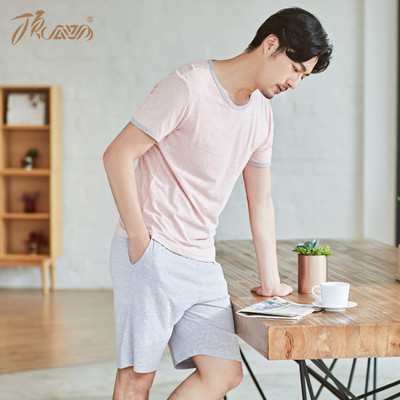 Мъжка пижама в три цвята - тениска с О-образна яка и къси панталони