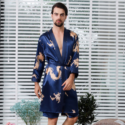 Мъжки халат в няколко цвята и модела