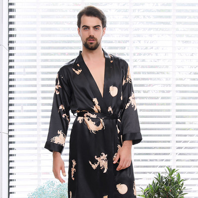 Мъжки халат в няколко цвята и модела