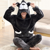 Мъжка мека пижама в няколко модела с 3D елементи