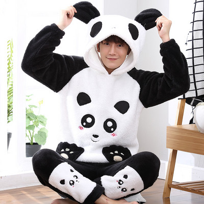 Мъжка мека пижама в няколко модела с 3D елементи