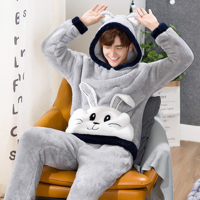 Мъжка мека пижама в няколко модела с 3D елементи