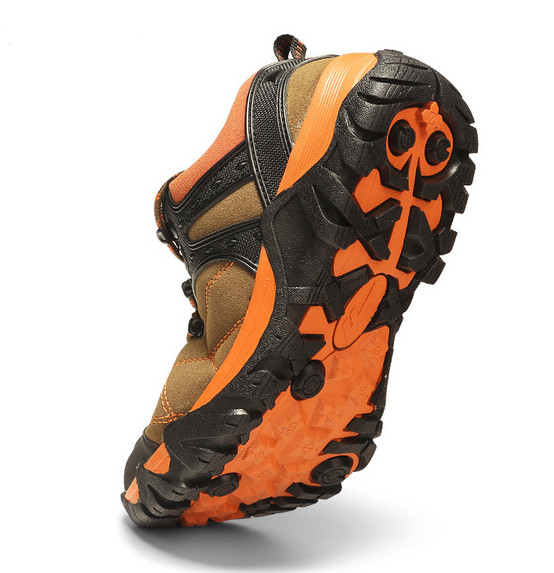 Мъжки туристически обувки от еко кожа в три цвята 