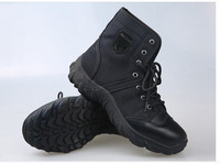 Férfi és női túrabakancs három színben