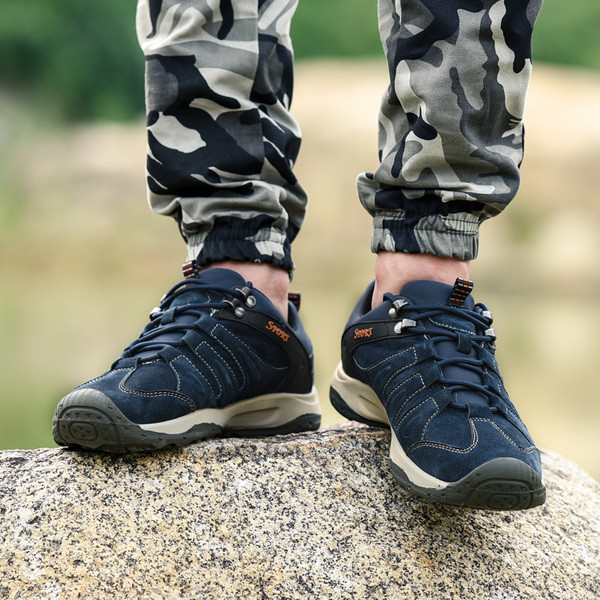 Мъжки туристически обувки в два модела - различни цветове