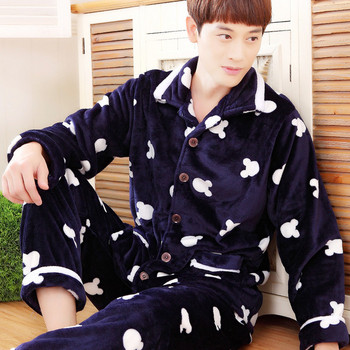Мъжка пижама с цветни мотиви в няколко модела