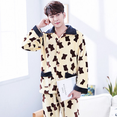 Мъжка плътна пижама в тъмни и светли цветове