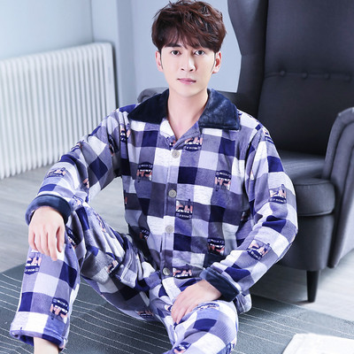 Мъжка плътна пижама в тъмни и светли цветове