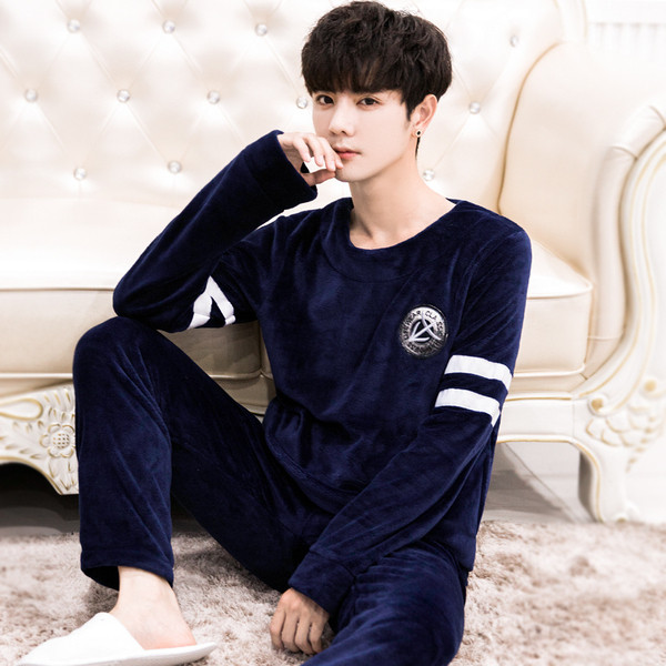 Мъжка зимна пижама в няколко модела