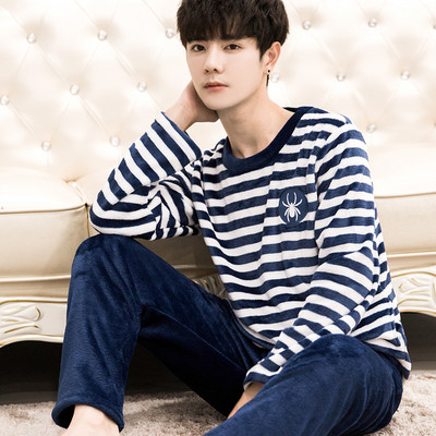 Мъжка мека пижама от две части в няколко модела