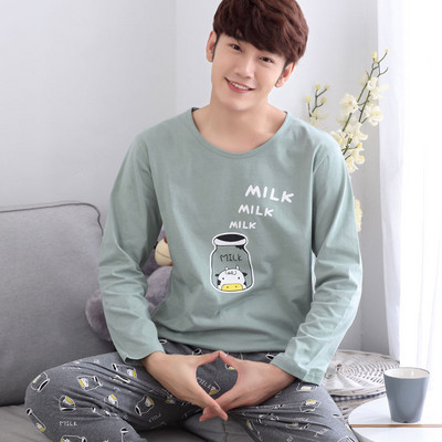 Мъжка пижама в различни модели с щампа