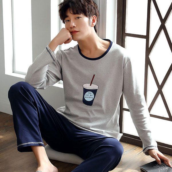 Мъжка пижама в различни модели с щампа