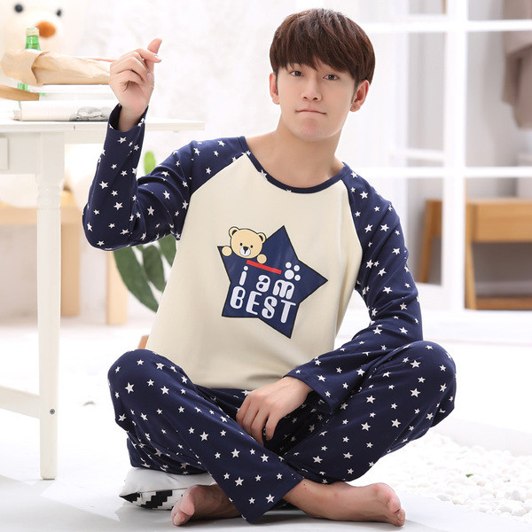 Мъжка пижама в няколко цвята с декоративен джоб