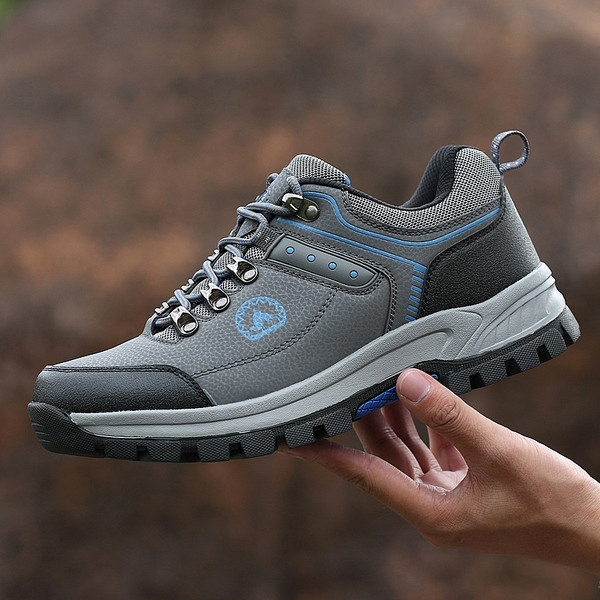 Мъжки туристически обувки от еко кожа в няколко цвята 