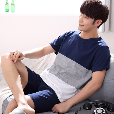 Мъжка пижама - тениска с щампа и шорти с щампа