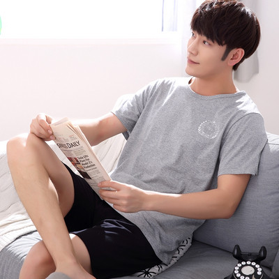 Мъжка пижама - тениска с щампа и шорти с щампа