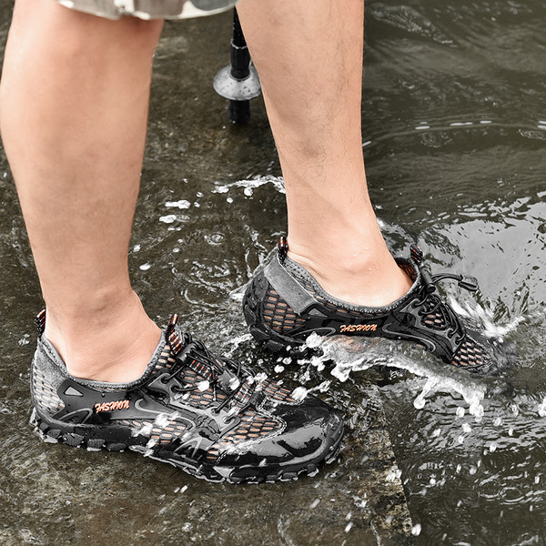 Velúrból készült hálós túrabakancs többféle színben