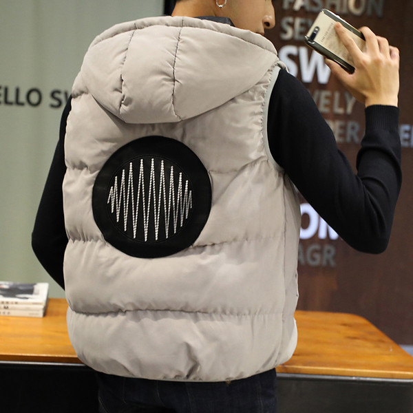 Спортно-ежедневен мъжки елек с качулка в няколко цвята 