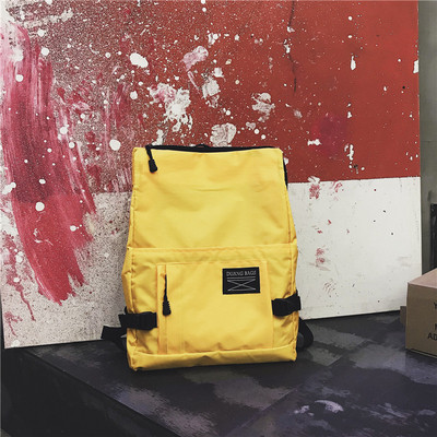 Мъжка раница в четири цвята с преден джоб