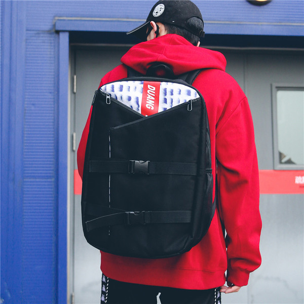 Vízálló férfi hátizsák négy színben felirattal