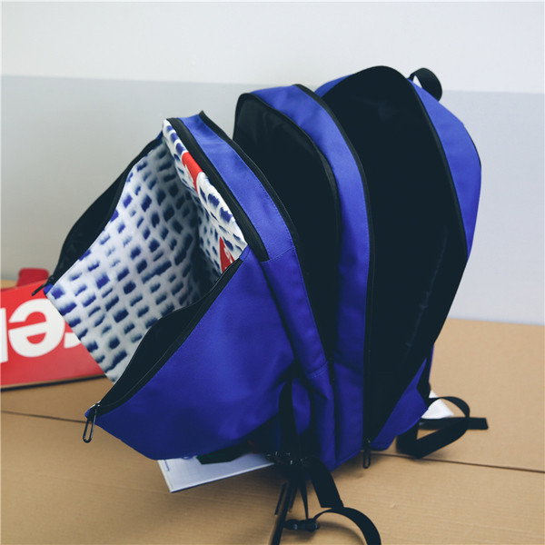 Vízálló férfi hátizsák négy színben felirattal