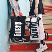 Nagyméretű férfi hátizsák fekete, fehér és narancssárga felirattal