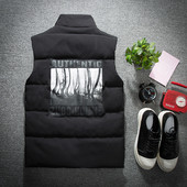 Модерен мъжки елек с цветна апликация на гърба в няколко цвята