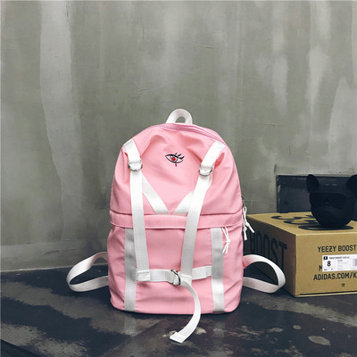 Спортна раница с бродерия в няколко цвята подходяща за мъже и жени