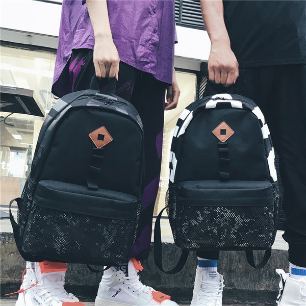 Férfi hátizsák rátéttel és elülső zsebbel, két színben