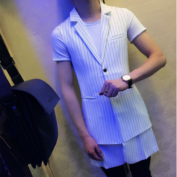 Стилен  раиран мъжки елек с V-образна яка в два цвята 