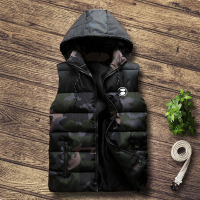 Модерен мъжки елек с качулка в няколко цвята 