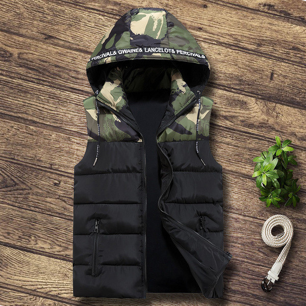 Модерен мъжки елек с качулка в няколко цвята 