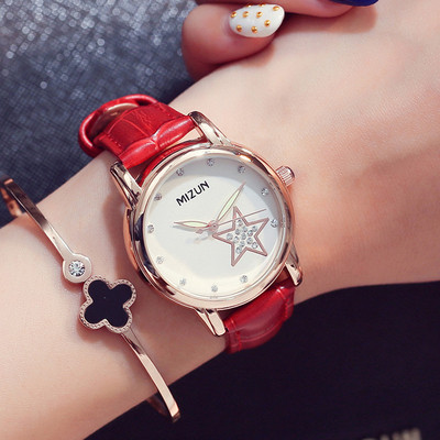 Öko bőrből készült modern női karóra többféle színben