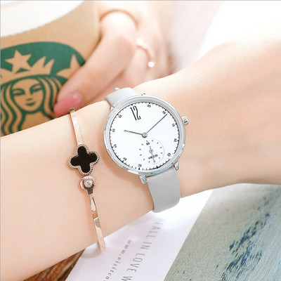 Стилен дамски часовник с тънка каишка в няколко цвята