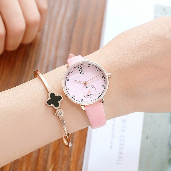 Стилен дамски часовник с тънка каишка в няколко цвята