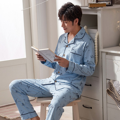 Мъжка пижама в няколко модела и цвята