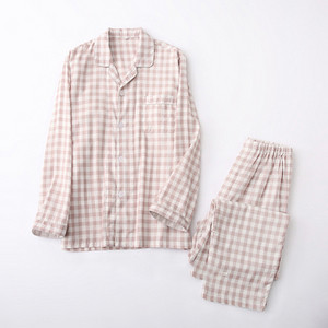 Férfi pizsama több modellben két részben