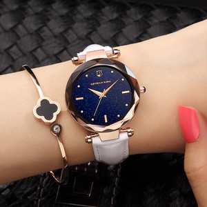 Дамски стилен часовник в няколко цвята