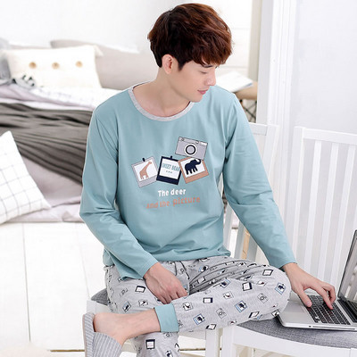 Мъжки пижами в няколко модела