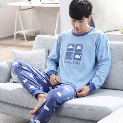 Мъжки пижами в няколко модела