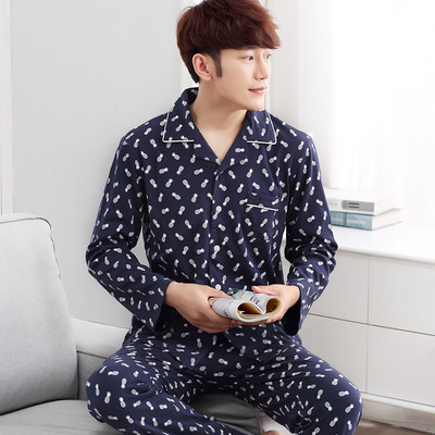 Мъжки пижами в няколко модела