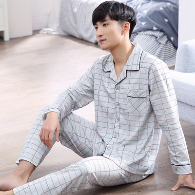 Мъжки пижами в няколко модела