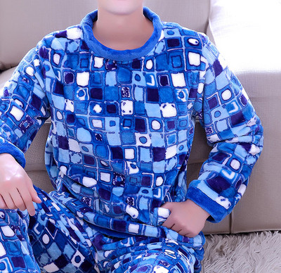 Мъжка плътна пижама в няколко цвята