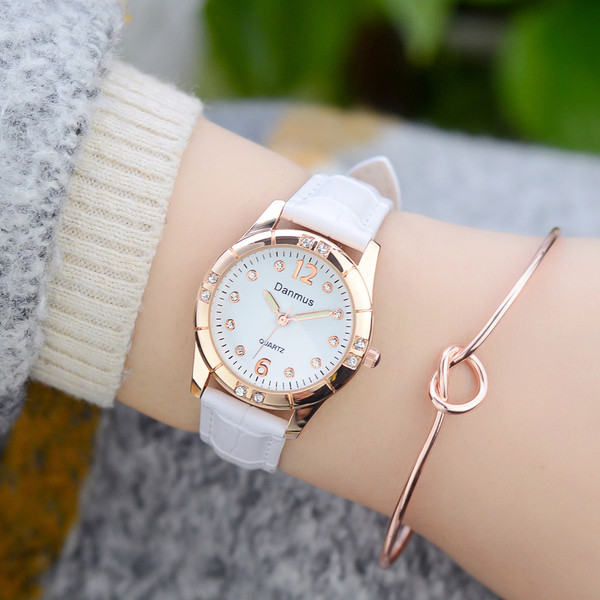 Ceas elegant de dama in mai multe culori