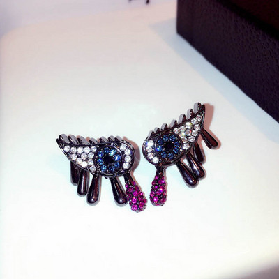 Hétköznapi női fülbevaló szem alakú