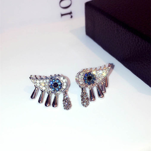 Hétköznapi női fülbevaló szem alakú